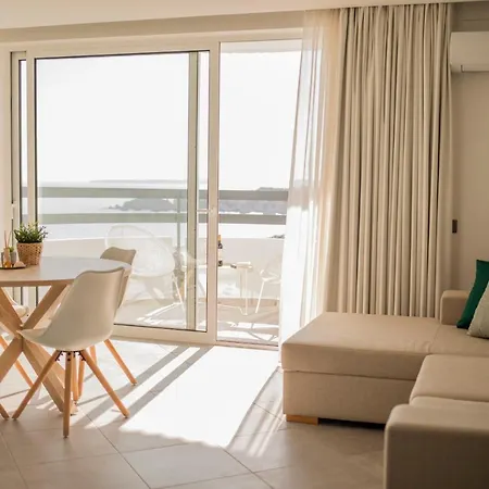 Sunset Seaview 18 - Torre